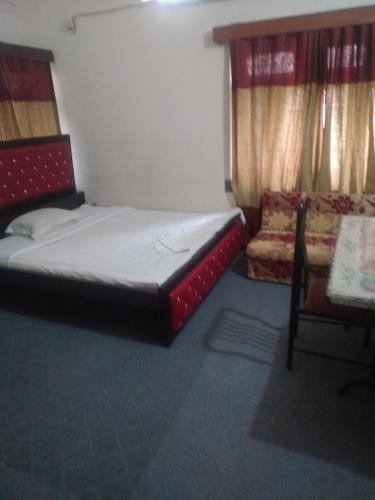 Taz Garden House – Dhaka, NY