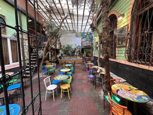 สวน, Flora Music & Art Hostel in ยาซามัล