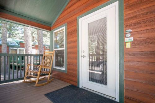 The Twilight Cabin #4 at Blue Spruce RV Park & Cabins detail