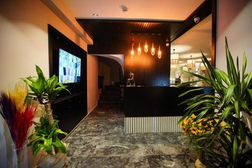 KY Continental Apartments - Chambre d'hôtes - Izmir