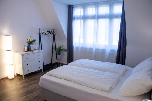 BeMyGuest - 3 Zimmer Maisonette - Zentral - Klimaanlage - Aufzug, Wiesbaden (fotografie 5)