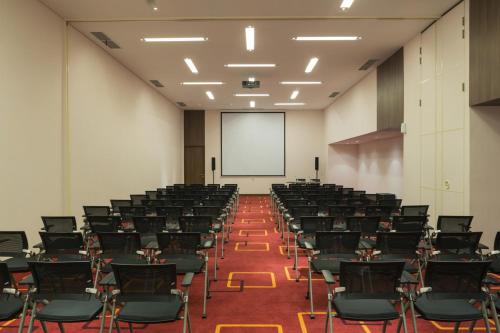 홀리데이 인 익스프레스 자카르타 플루잇 시티게이트 바이 IHG - 연회장