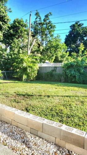 Entire Home by Siesta Key/closed to downtown detail