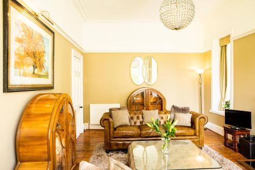 Rhumhor House – Lochgoilhead