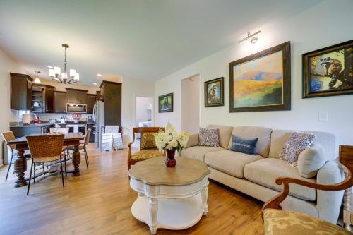 Pet-Friendly Franklin Home Hikes, Mines and More! in Franklin, USA