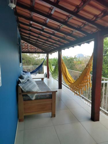 2 bedrooms, 5 beds
