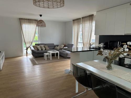 Logement moderne et spacieux ! - Apartment - Prilly