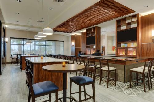504551820 Drury Plaza Hotel Orlando - Disney Springs Area