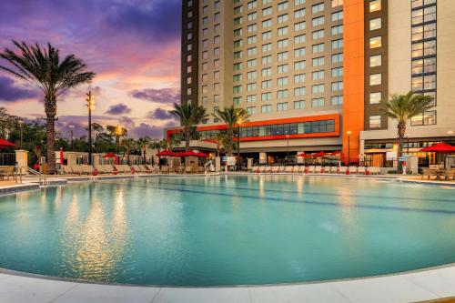 504551860 Drury Plaza Hotel Orlando - Disney Springs Area