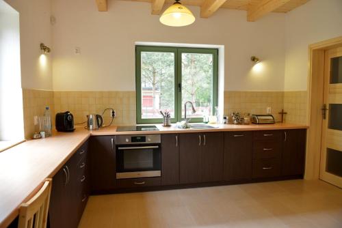 Konyha, Dom w Szkotowie in Kozlowo