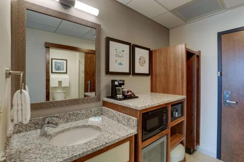 504552171 Drury Plaza Hotel Orlando - Disney Springs Area