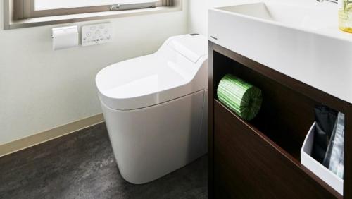 Single Room with Shower image 1