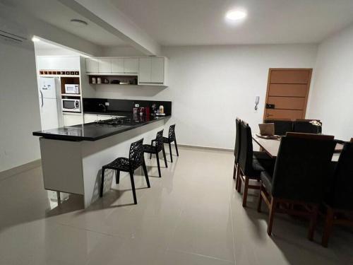 Apartamento encantador próximo a Praia Brava