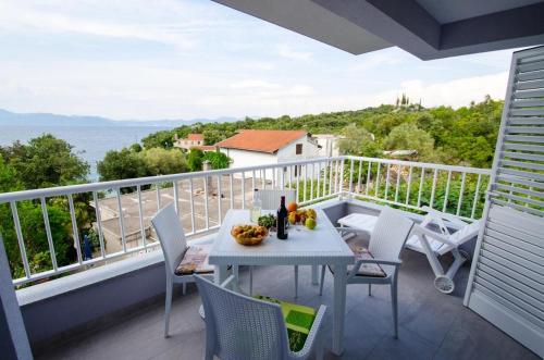 Skats, Apartments by the sea Cove Osobjava, Peljesac - 21927 in Sreser