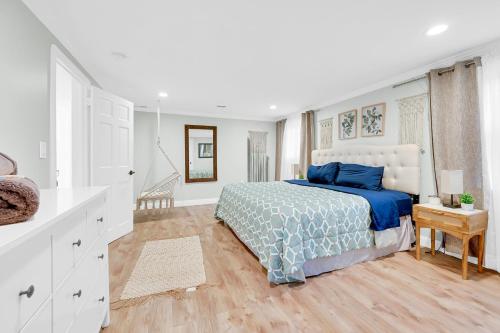 An Oasis 15 min from Uptown Manhattan NYC! in Englewood (NJ)