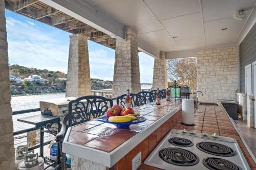 Luxury Lake Marble Falls House with Swimming Pool Hot Tub and private boat slip