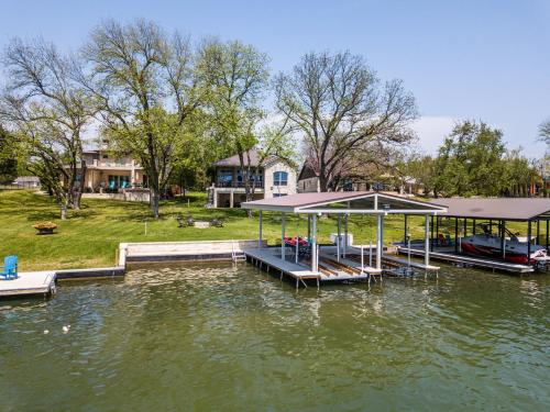 Ladybird Lakehouse on Lake LBJ in Kingsland, USA