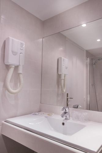 Hôtel Le Compostelle - image 8