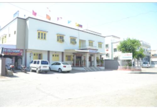 Hotel Rajdhani And Guest House Gujarat