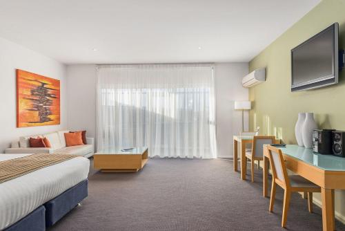 ยอร์ก โคฟ (York Cove) in จอร์จ ทาวน์