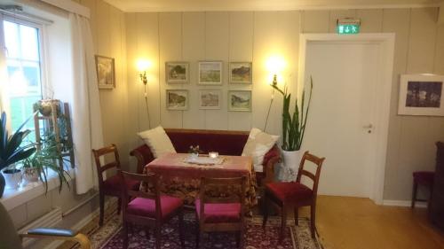 Grong Gård Guesthouse - image 2