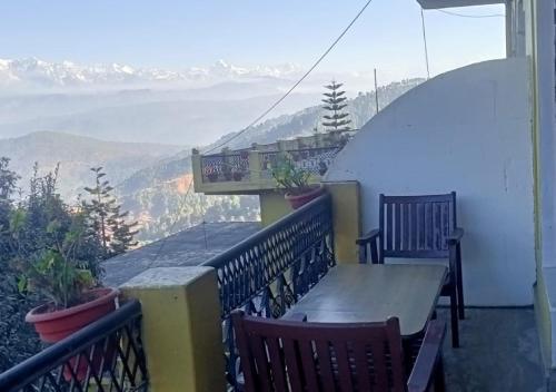 Himalaya Mount View Resort Uttarakhand