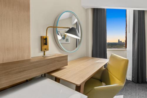 room detail thumbnail 1