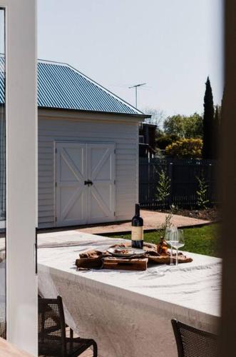 Jon Jon – Luxury in the heart of Beechworth