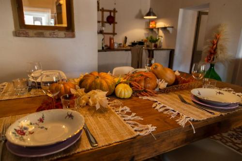 Leontine Home in Mondaino by Yohome in Mondaino