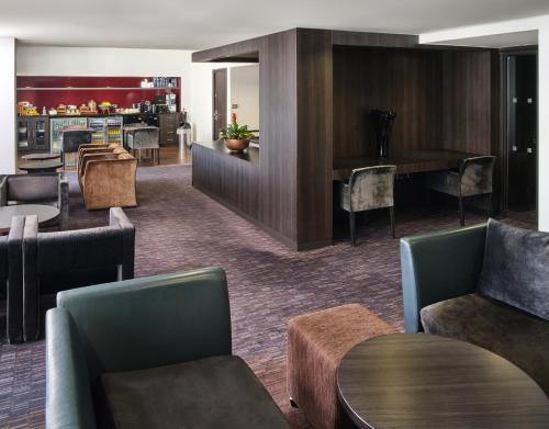 Crowne Plaza Birmingham City an IHG Hotel - image 4