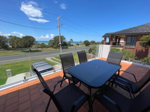 Skats, The Waterfront - The beach at your doorstep in St Leonards