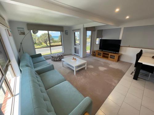 Iekārtas, The Waterfront - The beach at your doorstep in St Leonards