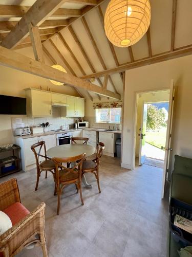 The Calf Shed - cozy cottage in peaceful Norfolk countryside