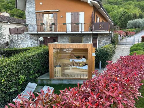 Villa Vittoria with private seasonal heated pool & shared sauna - Bellagio Village Residence