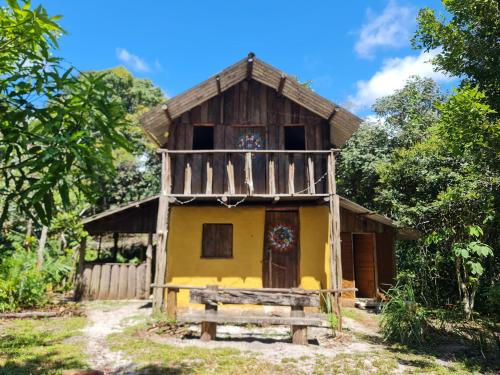 Quarto Que Brota do Chão