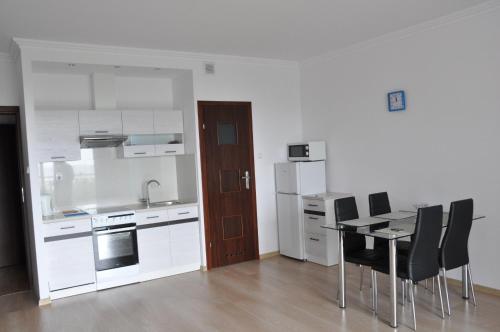 Apartment with Balcony image 8
