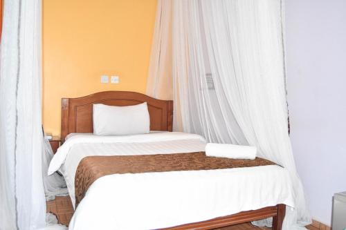 1 twin bed
