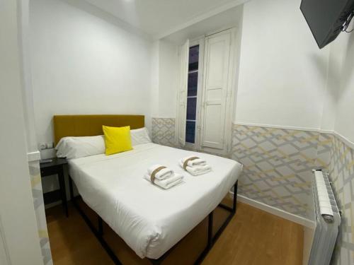 INSIDEHOME Valladolid Centro -Hab con baño privado en el centro y OPCION DE PARKING- - image 4