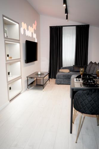 Sadržaji, Tuvāk Saulei (Tuvak Saulei) in Saulkrasti