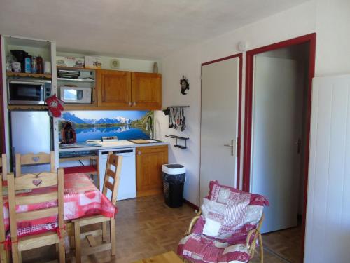 Appartement Valfréjus, 3 pièces, 6 personnes - FR-1-561-28