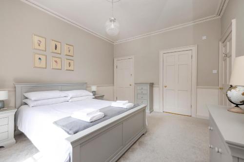 Elegant 2-bedroom Apartment in Edinburgh City Centre, Edinburgh (fotografie 8)