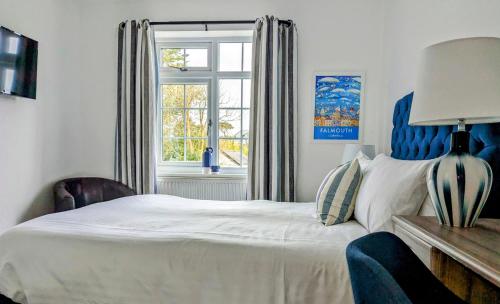 Double Room with Garden View image 2
