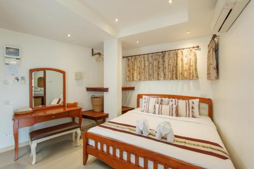 room detail thumbnail 1