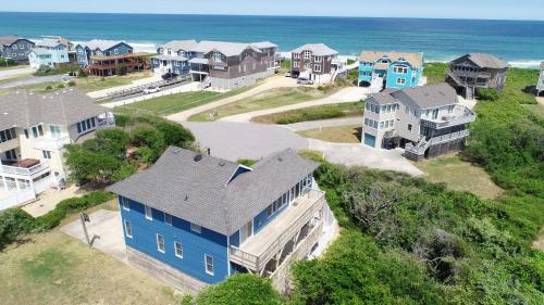 T1, Sailaway- Semi-Oceanfront, Private Pool, Poolside Bar, Hot Tub, Ocean Views, Dogs Welcome! T1, Sailaway- Semi-Oceanfront, Private Pool, Poolside Bar, Hot Tub, Ocean Views, Dogs Welcome!