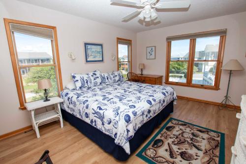 T1, Sailaway- Semi-Oceanfront, Private Pool, Poolside Bar, Hot Tub, Ocean Views, Dogs Welcome! T1, Sailaway- Semi-Oceanfront, Private Pool, Poolside Bar, Hot Tub, Ocean Views, Dogs Welcome!