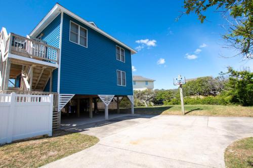 T1, Sailaway- Semi-Oceanfront, Private Pool, Poolside Bar, Hot Tub, Ocean Views, Dogs Welcome! T1, Sailaway- Semi-Oceanfront, Private Pool, Poolside Bar, Hot Tub, Ocean Views, Dogs Welcome!