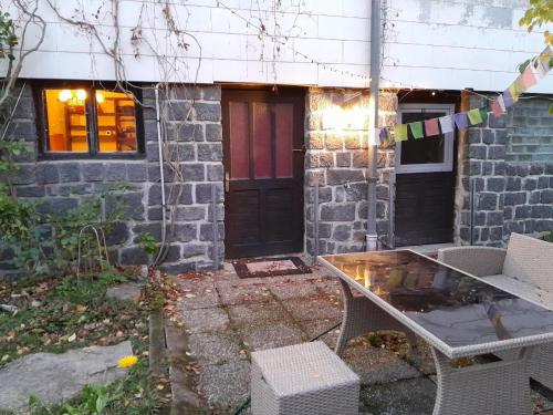  Villa am plätschernden Bach in Eggern