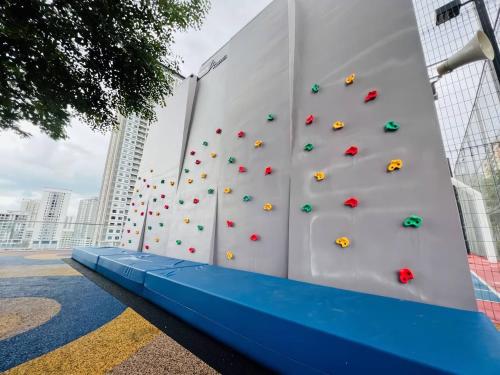 Urban Suites l 7pax 3R2B A l Cityview l Georgetown