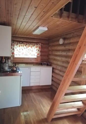 廚房, Romeo Lomamökki (Romeo Lomamokki) in 拉普阿