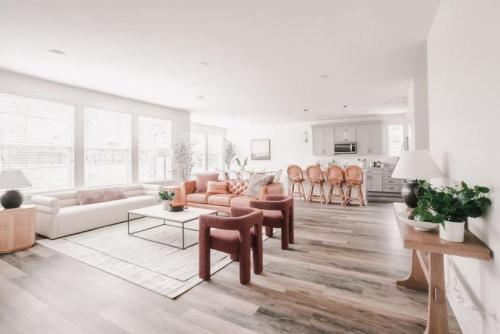 Modern, Loveland Luxury Oasis by Trails, I-71 in Loveland, USA